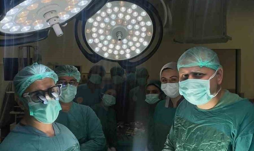 Tatvan'da açık kalp ameliyatı ağır kalp yaralanması geçiren hastayı hayata bağladı