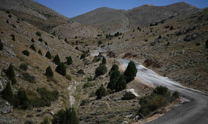 Kırsal güzergâhta 8 kilometrelik dönüşüm: Çavdar ile Kırkgeçit asfaltla bağlanıyor