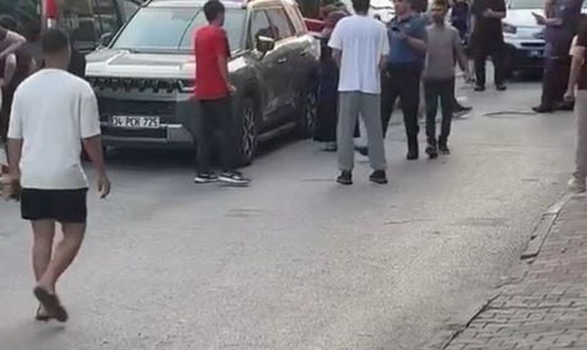 Halkalı'da aile kavgası: yoldan geçen çocuk ve bir yetişkin vuruldu