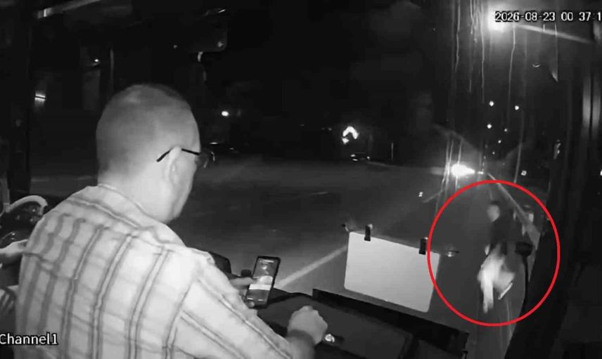 Bafra'da bariyerleri aşıp yola çıkan 17 yaşındaki genç yaşamını yitirdi