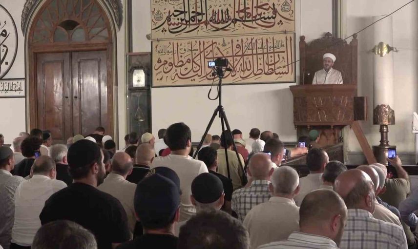 Ulu Cami'de cemaatle mevlid kandili maneviyatı yaşandı