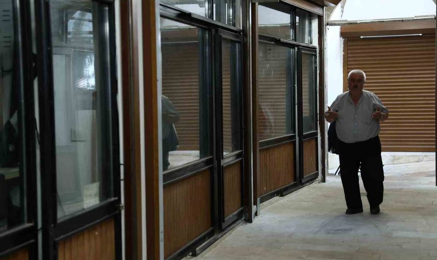 Taşhan'da 61 yıllık terzilik mirası