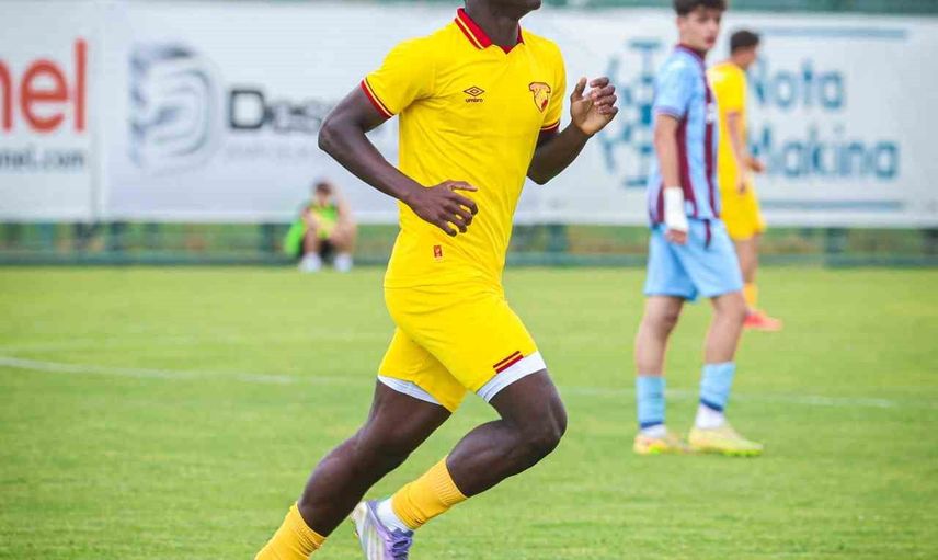 Göztepe atağa kalktı: Akonnor'la sekizinci imza