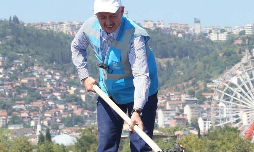 Körfezin dibindeki 2,4 milyon metreküp çamurun taşınmasıyla yaşam alanları yeniden şekilleniyor