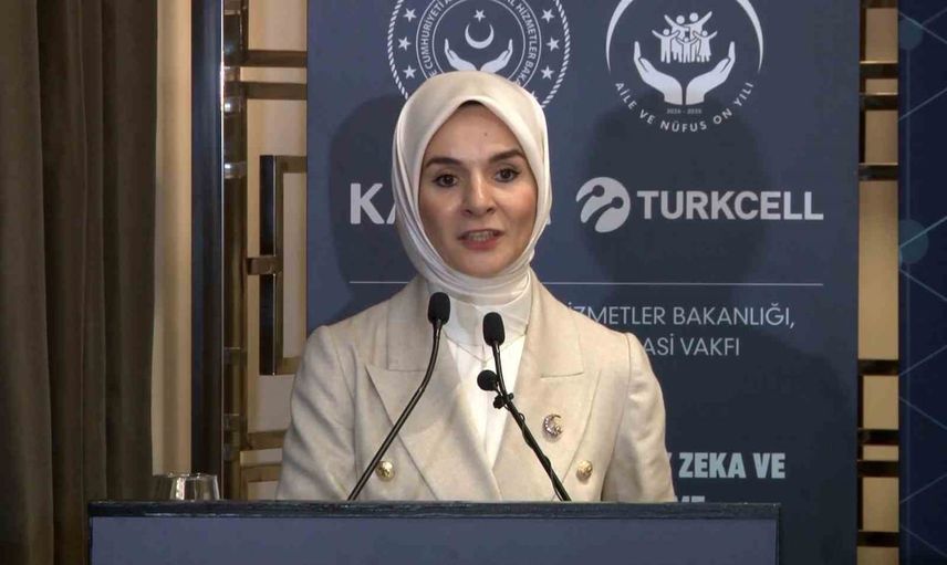 Dijital dönüşümde kadınları öne çıkarma hamlesi
