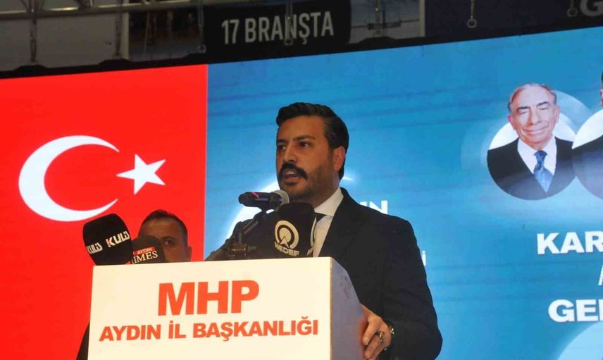 Kongreden birlik çağrısı: Osman Gazi Cihangiroğlu yeniden başkan