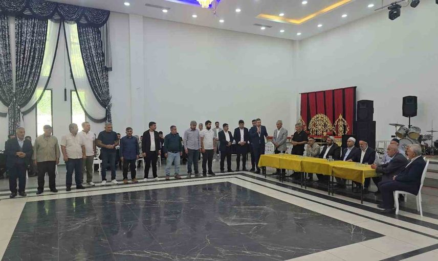 Uzlaşmayla biten husumet Silvan'da iki aile barıştı