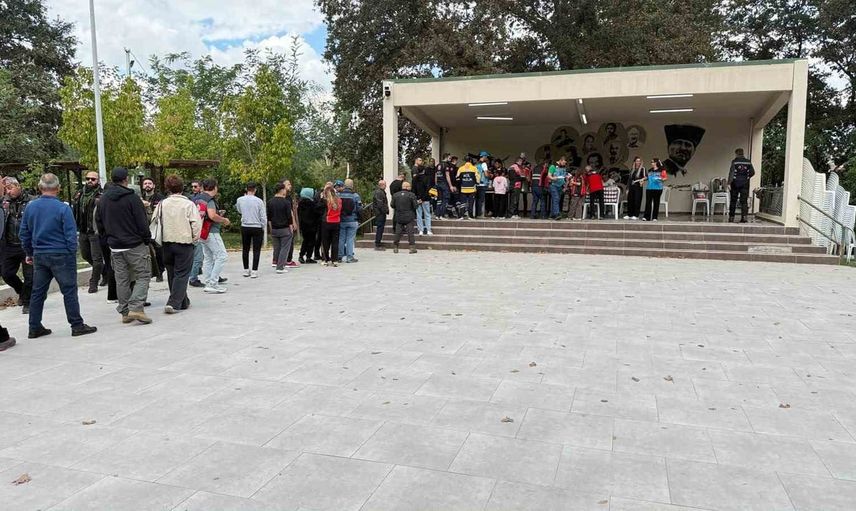 Etili'de motor sesleri: pilav, hediyeler ve kask çağrısı