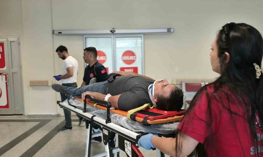 Adıyaman'da direksiyon hakimiyetini kaybeden sürücünün motosikleti devrildi