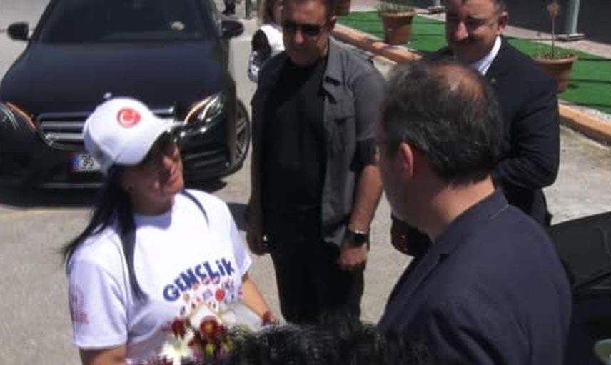 Sporla buluşma: İzmir'de her yaştan vatandaşa erişen havuz hamlesi