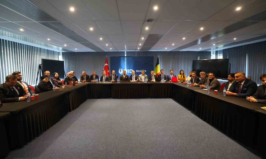 Bakan Işıkhan Brüksel'de diplomasi, iş dünyası ve diaspora temsilcileriyle buluştu
