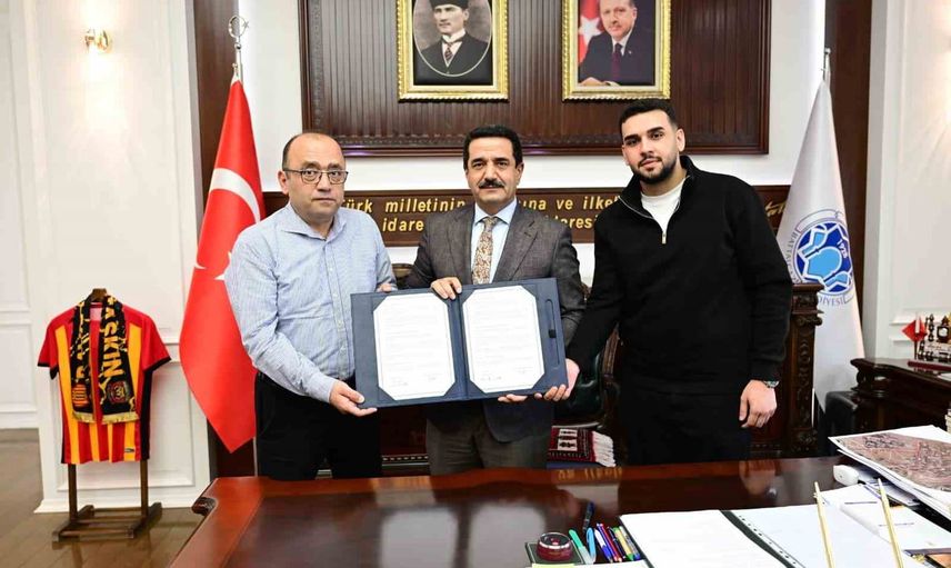 Paşaköşkü'ne hayırsever destekli taziye evi için protokol imzalandı