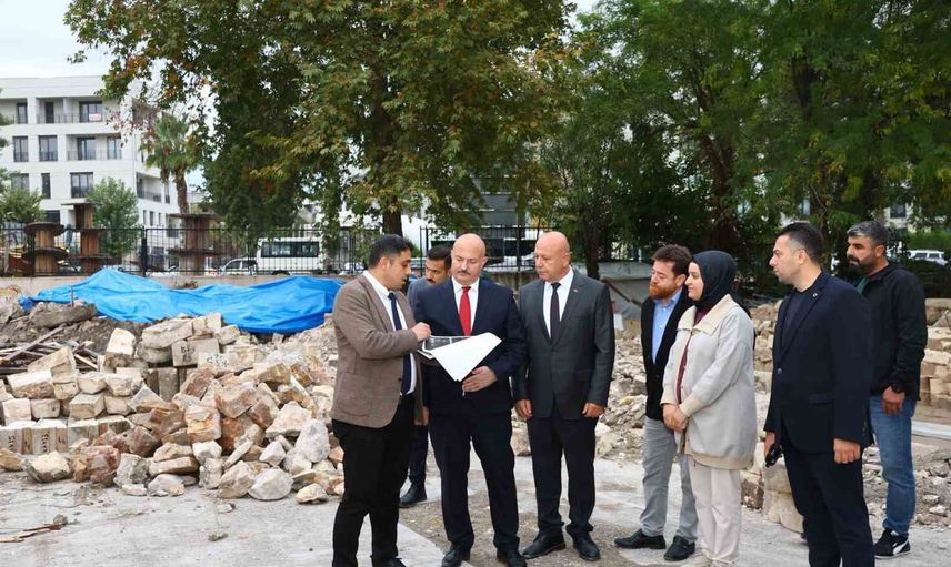 Vali Küçük arkeoloji müzesi inşaatında son durumu değerlendirdi