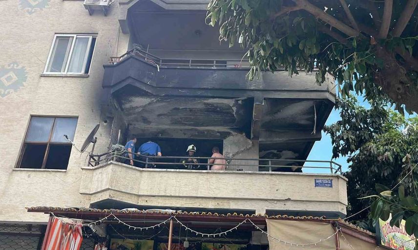 Alanya'da daire yangını: duman üç çocuğu hastanelik etti