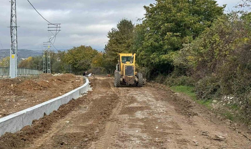Taşköprü'de 3 kilometrelik bisiklet koridoru çalışmaları sürüyor
