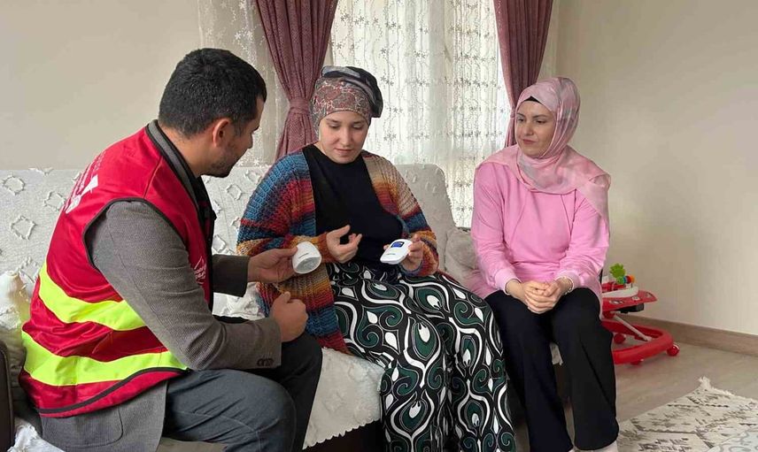 Titreşimli uyarı cihazı ile bebek bakımında güven duygusu Kahramanmaraş'ta engelli ailelere destek