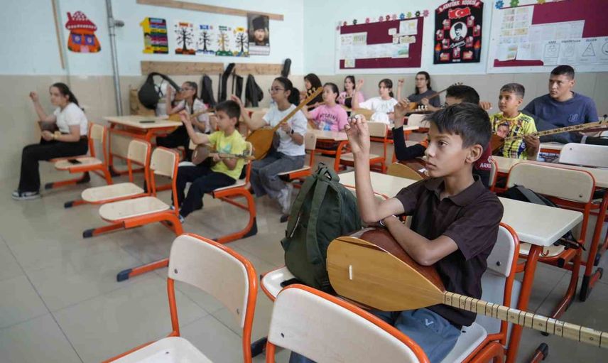 Niğde'de yaz atölyelerine rekor ilgi: Halk Eğitimi Merkezi bin 71 öğrenciye ulaştı