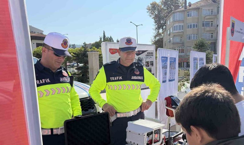 Boyabat'ta bilim ve merak güneşi şenliği başladı