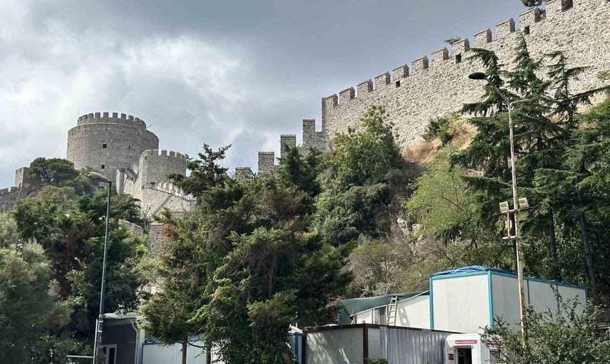 Rumeli Hisarı'ndaki uzun restorasyon turizmi durdurdu