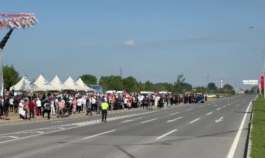 Düğün yerine Erdoğan'ı karşıladılar