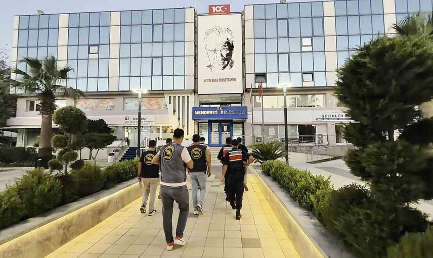 Menderes'te rüşvet iddiaları: 16 şüpheli adliyede ifade verecek