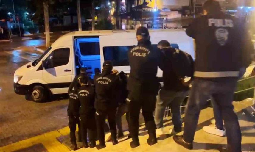 Gülnar'da iki işletmeye fuhuş operasyonu: altı kişi tutuklandı