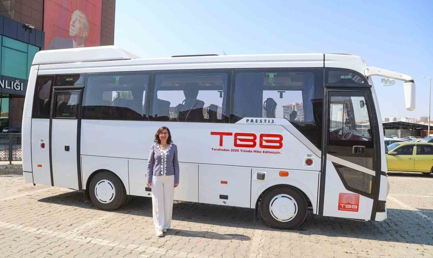 Uşak belediyesinin filoya yeni katkısı: TBB'den hibe araç