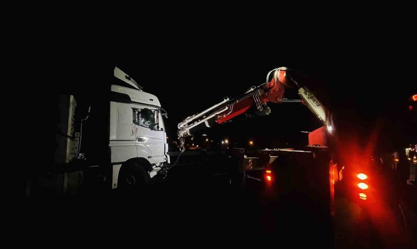 Otoyolda zincirleme çarpışma: TAG Nurdağı kavşağında 5 kişi yaralandı