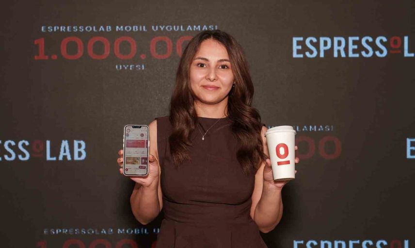 Espressolab 1 milyon kullanıcıyı aşınca bir üyeye ömür boyu kahve hakkı verildi