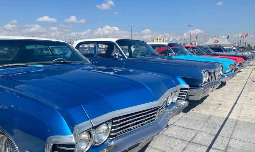 Sincan'da nostalji turu: renkli klasikler Sincan Park'ta buluştu
