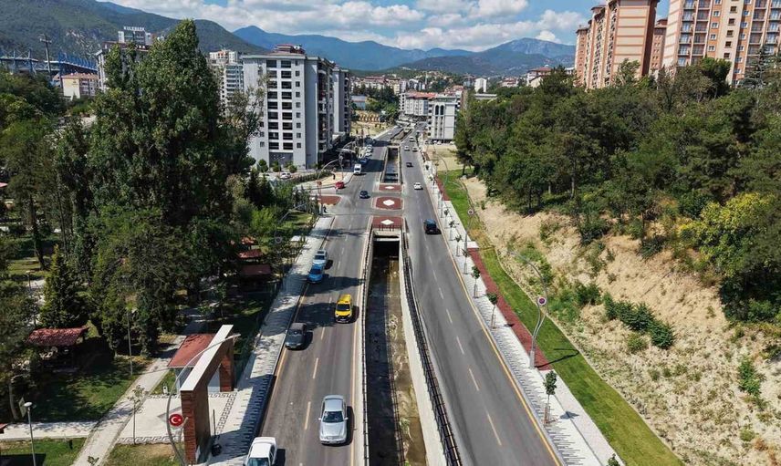 Karabük'ü 500 yıllık hesapla geleceğe hazırlayan başkan
