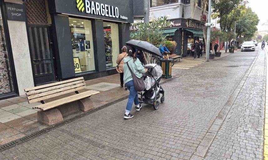 Eskişehir'de öğle saatlerinde hissedilir soğuma, sağanak ilerleyebilir