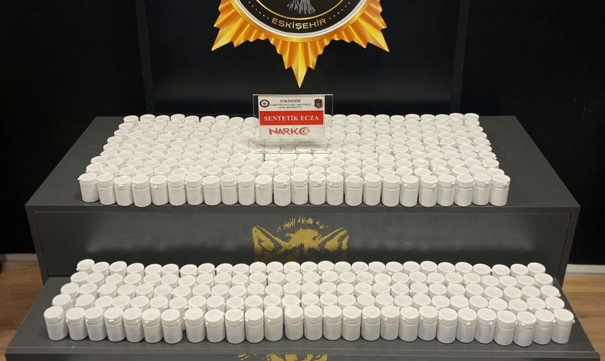 Eskişehir operasyonunda binlerce sentetik ecza hap ele geçirildi, bir kişi tutuklandı