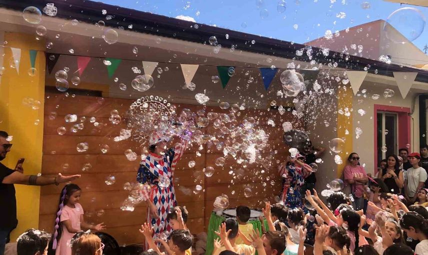 Miniklere hoş geldin sürprizi: balon atölyesi ve şovlarla okula uyum