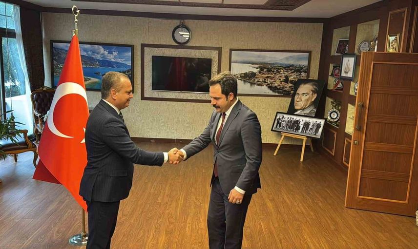 Fethiye'de cumhuriyet coşkusu protokolle başladı