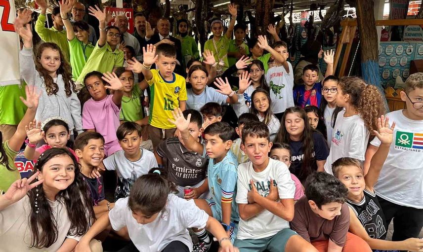 İlk ders müzede: Türkiye Deniz Canlıları Müzesi öğrencileri ağırladı