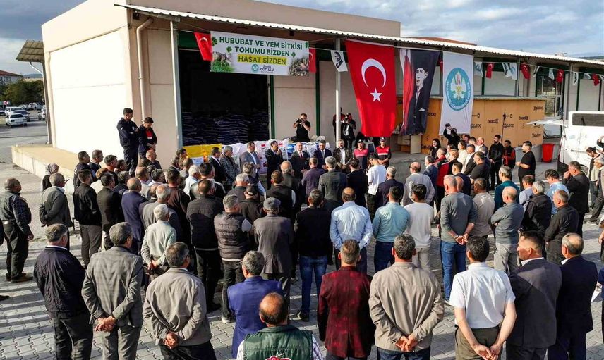 Manisa'da çiftçiye tohum, ormana anında müdahale için tanker takviyesi