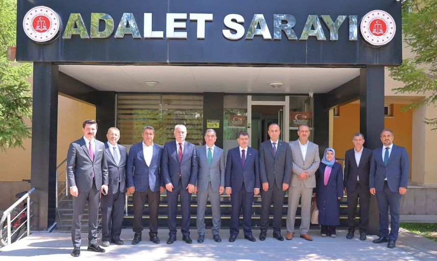 Memleketinde insan hakları gündemi: TİHEK başkanı Vasip Şahin Bayburt'ta