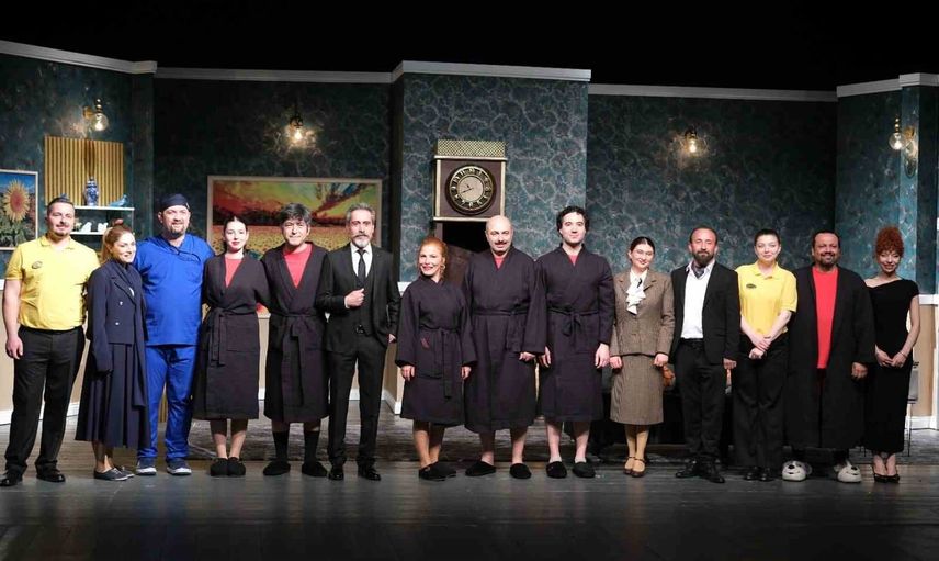 Düzce'nin sahnesi İzmir'de: Bugün Git Yarın Gel festival seçmelerinde ilk 30'a kaldı
