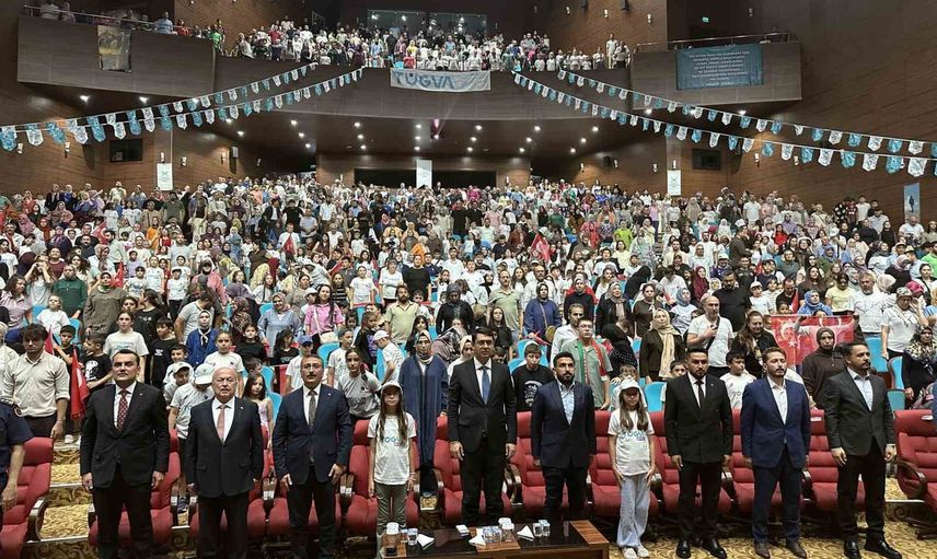 Gençlik adımları: TÜGVA'nın yaz okulları Uşak'ta sona erdi