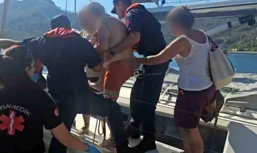 Sahil Güvenlik'ten Marmaris ve Fethiye açıklarında hızlı tıbbi tahliye