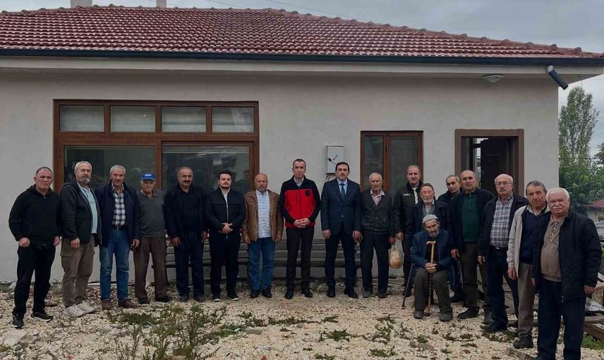 Bilecik'te tarım müdürü Ayvalık üreticilerin taleplerini yerinde dinledi