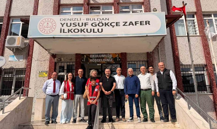 Kızılay'dan Buldanlı çocuklara yeni eğitim yılı desteği
