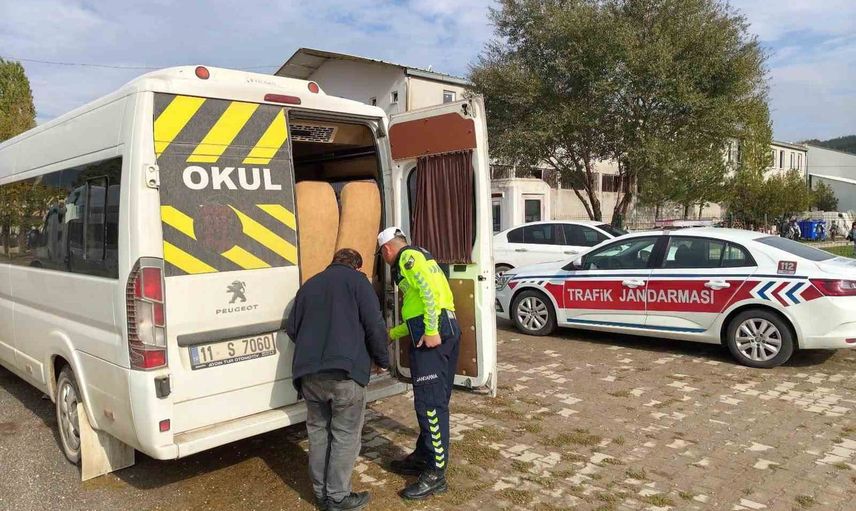 Osmaneli'de öğrenci güvenliğine yönelik servis denetimleri artırıldı