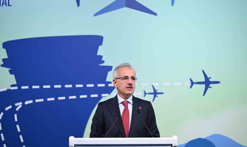 Uçuş Rehberim ile havalimanı deneyimi harita ve bildirimlerle dijitalleşti
