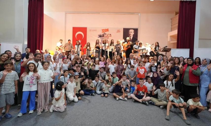 Sinop'ta 9 haftada 782 genç yeteneklerini keşfetti ve eserlerini sergiledi