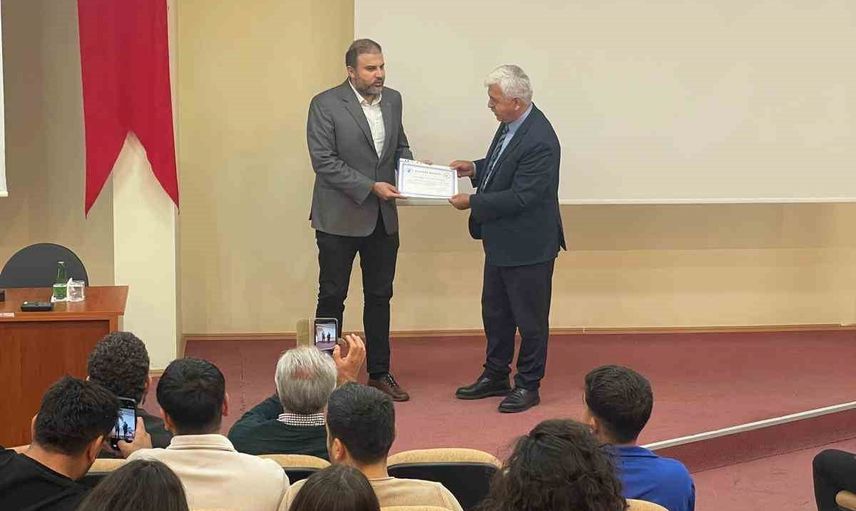 Çivril Ziraat Fakültesinde yeni akademik yıl 'Terörsüz Türkiye' dersiyle açıldı