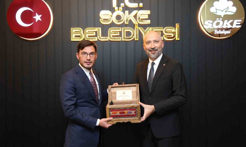 Anma programında Söke'de buluşan Tokat ve Söke belediye başkanları