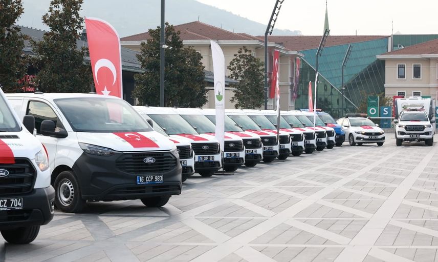 Osmangazi'de hizmet kapasitesini artıran 41 yeni araç filoya katıldı