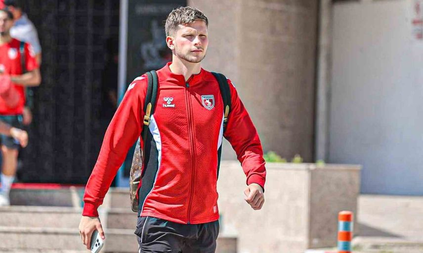 Samsunspor yeniden toparlanma hedefiyle Kocaeli'ne gitti